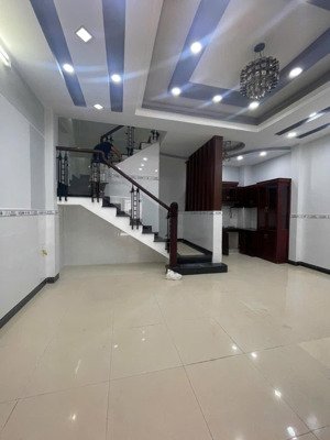 cho thuê nhà hxh đường nguyễn tư giản gần ngã 3 phan huy ích