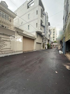 nguyễn đình chiểu quận 3, 55m2 (4,2x13), 20m ra ô tô 6m tránh nhau, 5 tầng mới.