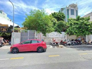 khuôn đất đẹp mặt tiền trần quý khoách [225m²]- đất trống tiện xây mới. gía 112.5 tỷ