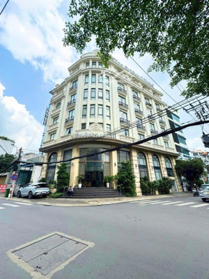 bán nhà mt đường cửu long, phường 2, quận tân bình hđt 6000$/th- giá bán chỉ 45 tỷ