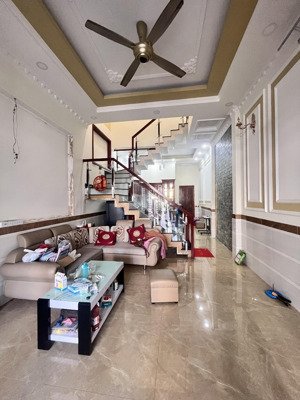 chủ gửi bán nhà 1 trệt 1 lầu bến gỗ - an hoà - biên hoà