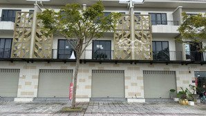 shophouse đối diện khu tiện ích và công viên giá tốt nhất thị trường suncasa central