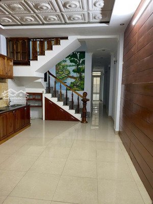 cho thuê nhà nguyên căn, 1 trệt 1 lầu, ngang 4.3m dài 30m, hẻm 5m đường 339