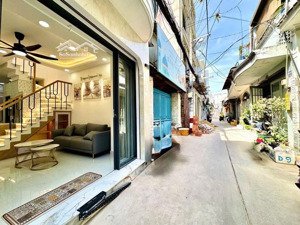 siêu phẩm huỳnh văn nghệ hẻm xe hơi full nội thất cao cấp giá chỉ 4,95 tỷ thương lư