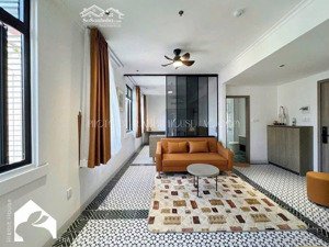 bán nhà c4 tiện xây mới chdv ( 6x15) ~ 130tr/m2 15phòng công nhận 85m2 hẻm xe hơi