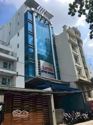 bán tòa nhà 1 hầm 8 tầng cửu long, tân bình. hđt 300tr/th tăng giá 5% mỗi năm. lh0937921939