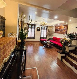 bán nhà thuỵ khuê, 20m ra oto, ngõ thông trước nhà rộng thoáng sáng, dân xây 36m*6t tặng full nt