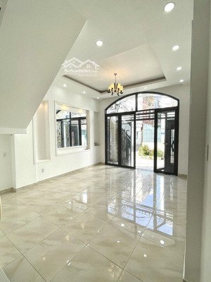 bán nhà hxh 6m trần huy liệu. phường 12. quận phú nhuậ. 4 x 11m. kết cấu : 5 tầng. giá 11.3 tỷ tl