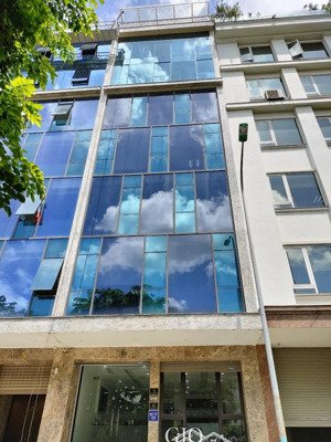 cho thuê nhà mặt phố trung kính,yên hòa,100m2, 7 tầng thang máy,vị trí kinh doanh siêu đẹp 100tr/th