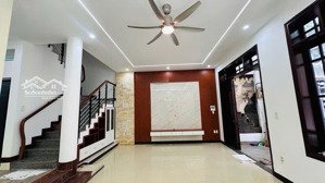 nhà 3 tầng 2 mặt tiền kiệt trần văn dư | không khí biển trong lành-nghỉ dưỡng và cho thuê dòng tiền