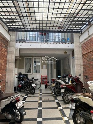 bán tòa nhà chdv 6 tầng có thang máy đường phạm văn hai, 105m2, thu nhập ổn định