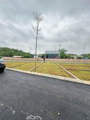 bán lô đất chị trí sát đường quốc lộ 21a vị trí ngay trung tâm thị trấn gần câc khu công nghiệp