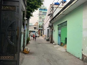 7x30 cn 220m2 thổ cư đường xe tải ql1a nguyễn văn qúa, ngay cầu vượt ngã tư đình