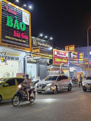 nhà mt kinh doanh 6,8tỷ rẻ kdc thuận giao p.thuận giao tp.thuận an