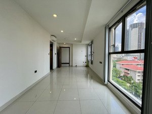 cho thuê văn phòng officetel saigon royal 55m², view bitexco, nội thất cơ bản, giá 18 triệu/tháng