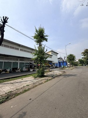 hàng đầu tư. 1 lô đất nhà phố ngay mt chợ thạnh mỹ lợi, giá chỉ 11,8 tỷ. tiện kinh doanh đa ngành