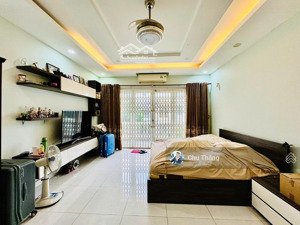 nhà 3 tầng 6x28 ngay bình gĩa- kế bên etown cộng hòa kết nối trường chinh chi 21ty