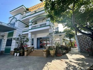 bán biệt thự vườn cách trung tâm nha trang chỉ 10 phút lái xe