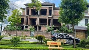 bán biệt thự - thành phố giao lưu - 226m2 - 3 tầng xây thô view vườn hoa - sđcc - 75 tỷ