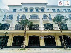 liền kề chà là hoàn thiện 5 tầng, giá rẻ nhất thị trường