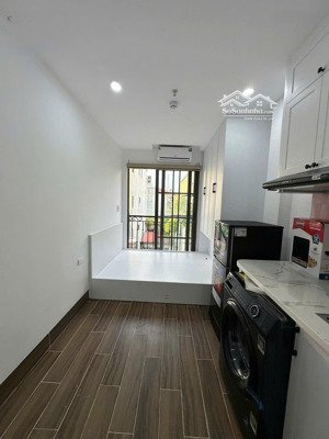 ccmn ban công máy giặt riêng 402 bạch mai nhà mới 4tr5/th