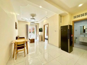 cho thuê căn hộ 1pn ban công thoáng | tại thảo điền gần cầu sài gòn