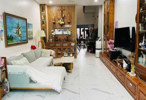 siêu phẩm cực hiếm mặt tiền chợ thủ đức, dt 60m2, ngang 4m, chỉ 8.5 tỷ