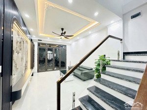 nhà đẹp xây độc lập mặt ngõ tại đằng lâm ngô gia tự , ô tô đỗ cửa quay đầu