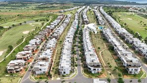 kẹt vốn cuối năm - biệt thự golf 200m2 cắt lỗ 4 tỷ bao thuế phí. gốc gđ đầu novaworld phan thiết