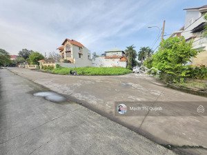 bán gấp nền biệt thự. tại hà huy giáp q12
giá 31 tỷ, 542 m2