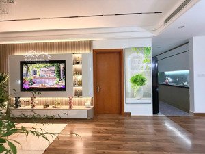 (mới)cho thuê căn 2 phòng ngủ. dt: 100m2. rẻ nhất tại discovery.