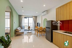 chính chủ gửi bán căn hộ 1n+ đẹp, full đồ, view cực hiếm tại tòa s1 ban công đông nam sẵn sổ