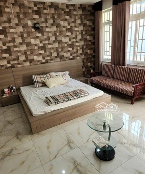 bán nhà sadeco phước kiển 5x20m, 1 trệt 2 lầu, sân thượng thoáng mát, nội thất đẹp, giá 12.95 tỷ tl