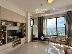cho thuê căn studio 35m2 full nội thất tầng cao giá thuê 10.5 triệu/ tháng