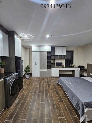 phố đại la gần kinh tế quốc dân 100m2*8t 30pkk ô tô tránh thông doanh thu 180tr/tháng