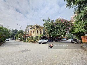 bán biệt thự kđt văn khê, hà đông, lô góc mặt tiền khủng, sân vườn rộng, 460m, mt 60m.