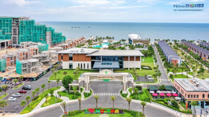 biệt thự song lập 200m2, hướng biển, sau nhà là kênh chèo thuyền kayak, cắt lỗ 1.7 tỷ. giá bán 6 tỷ