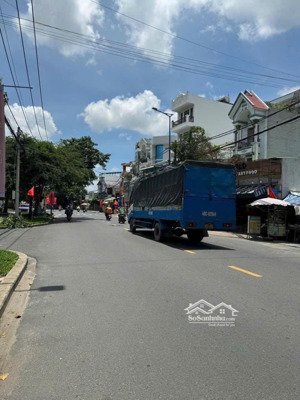 giảm 2 tỷ bán nhà mặt tiền đường đông hưng thuận 27