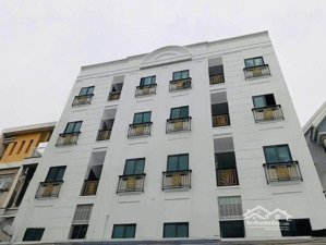 bán toà căn hộ dịch vụ 44 tân tạo