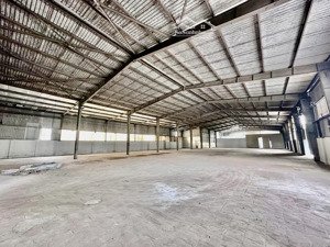 chính chủ cho thuê kho, xưởng tiêu chuẩn: 2800 m2 (tại: liên ninh - thanh trì - hà nội)