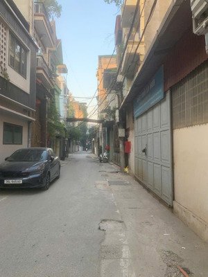 bán nhà căn góc, ngõ 02 oto tránh, 42m2