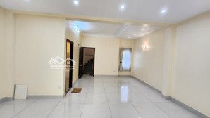 bán nhà giá rẻ nhất khu trung sơn: 5x20m, trệt, 3 lầu, hướng đông, nội thất mới. bán 16,5 tỷ