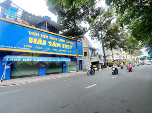 cực sốc ! mặt phố hoàng sa, ngang 15m, có hđ thuê, giá chỉ 20 tỷ tl