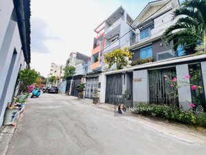 siêu phẩm bán nhà 3 tầng - nhựa 6m -dt : 80m2 - giá chỉ 7,1 tỷ - kdc khang trang -gần tô ngọc vân -