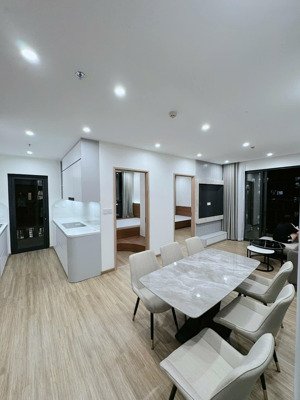 chính chủ bán căn 3pn 82m2 the canopy tầng 2112 tc2 vinhomes smart city giá 6.8 tỷ bao phí