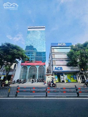 góc 2mt ngay phan đăng lưu - (7,5x22m) - 4 tầng - ngân hàng thuê 145 triệu/tháng - bán chỉ 35 tỷ