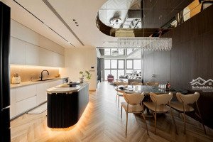 giá tốt, view đẹp nhất tòa! căn 2n2wc, diện tích 92m2, giá 10,4 tỷ, full nội thất, tầng trung đẹp