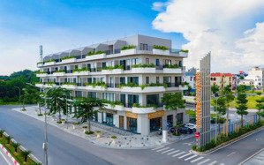 bán nhà tại p.bắc giang,tỉnhbắc ninh dt 169,3m2, mặt tiền 7m xây sẵn 4 tầng 1 tum giá chỉ 69tr /m2