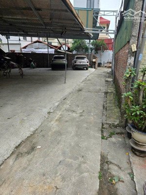 đất lô góc song phương, sơn đồng 50m², ô tô vào nhà, sát thpt hoài đức c