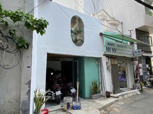 bán nhà hẻm xe tải 10m đường thành thái thông ra đường 3 tháng 2, p.14, quận 10. hđt 30tr/tháng